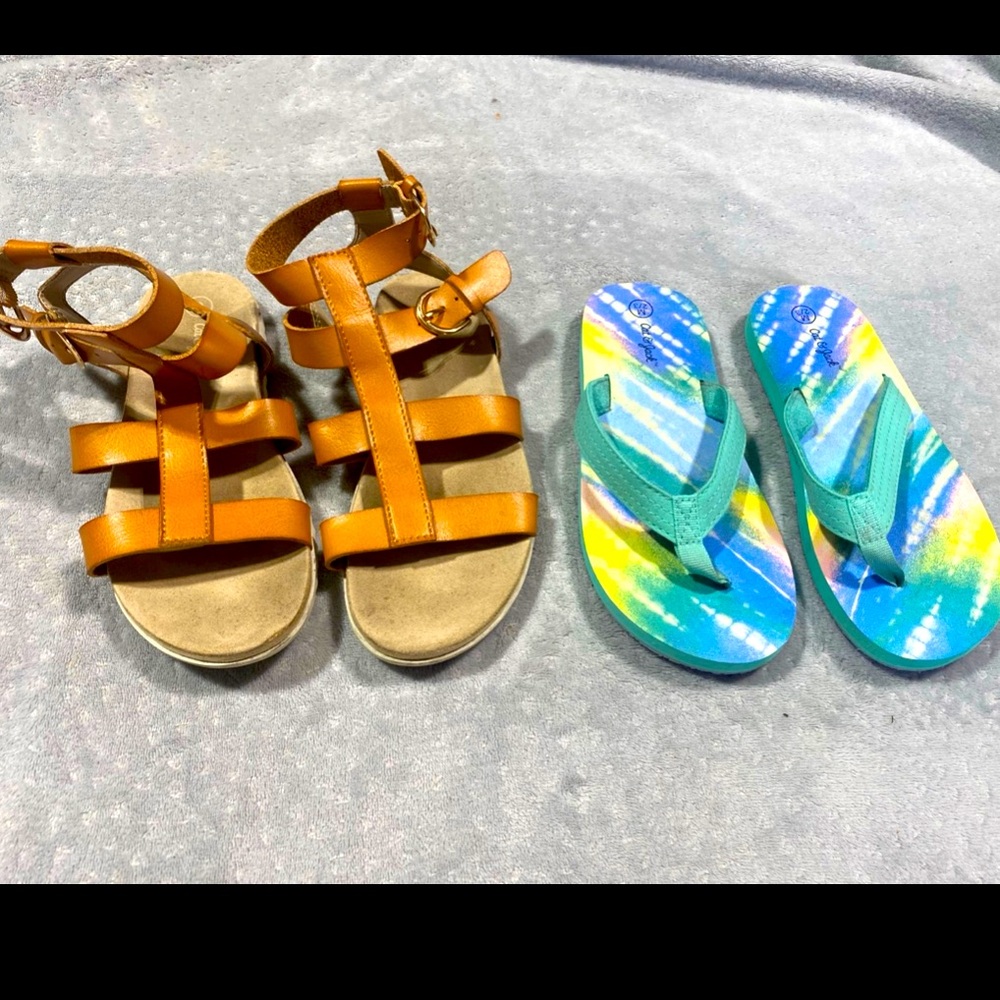 Girls sandals